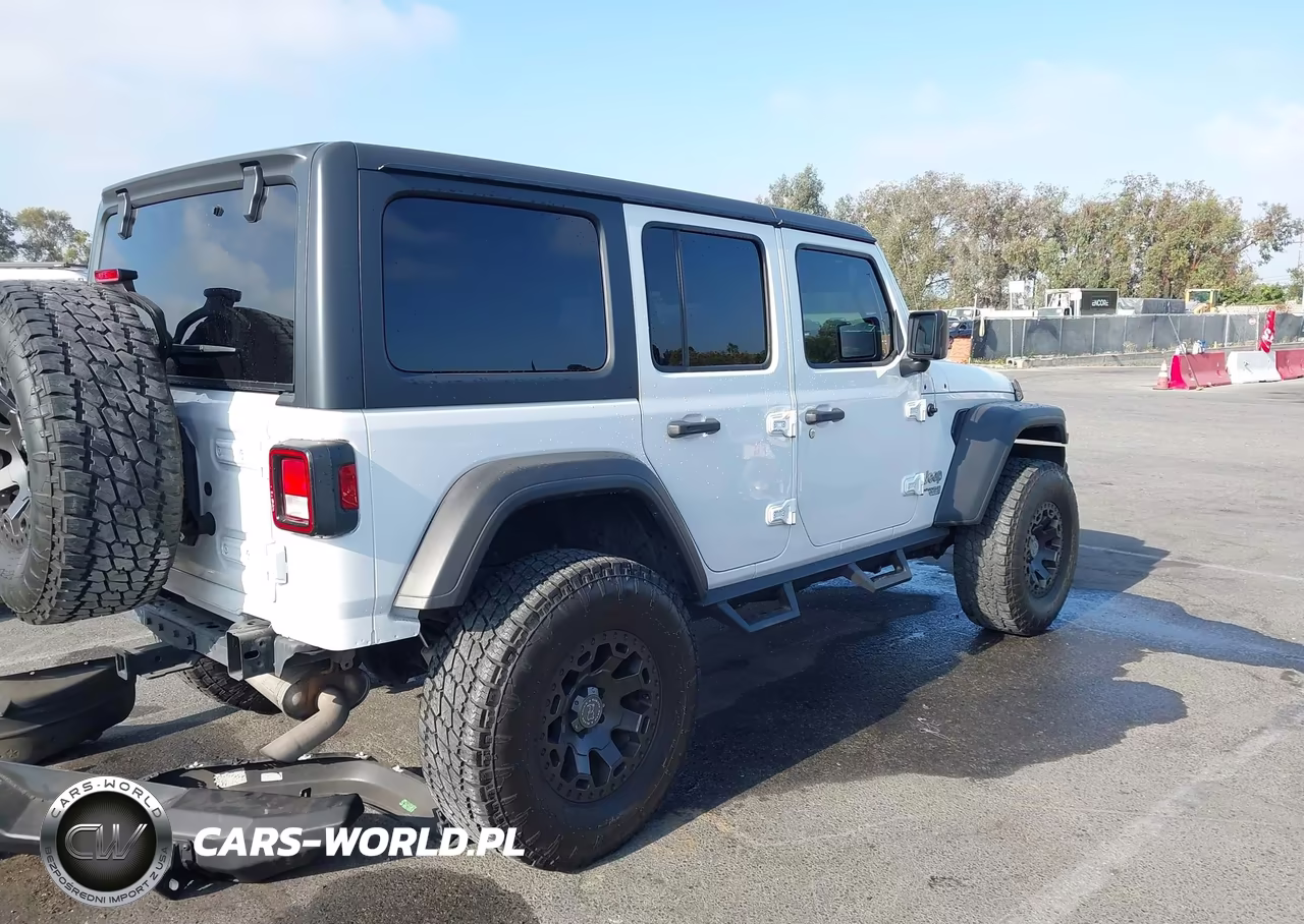 2018 Jeep Wrangler Unlimited Sport S 4X4 VIN:1C4HJXDNXJW331701 - 4
