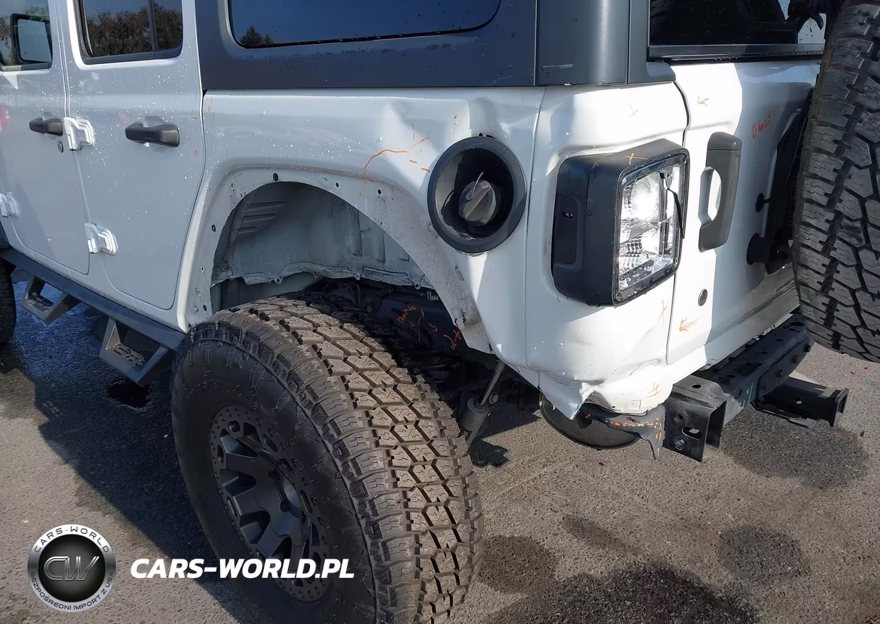 2018 Jeep Wrangler Unlimited Sport S 4X4 VIN:1C4HJXDNXJW331701 - 6