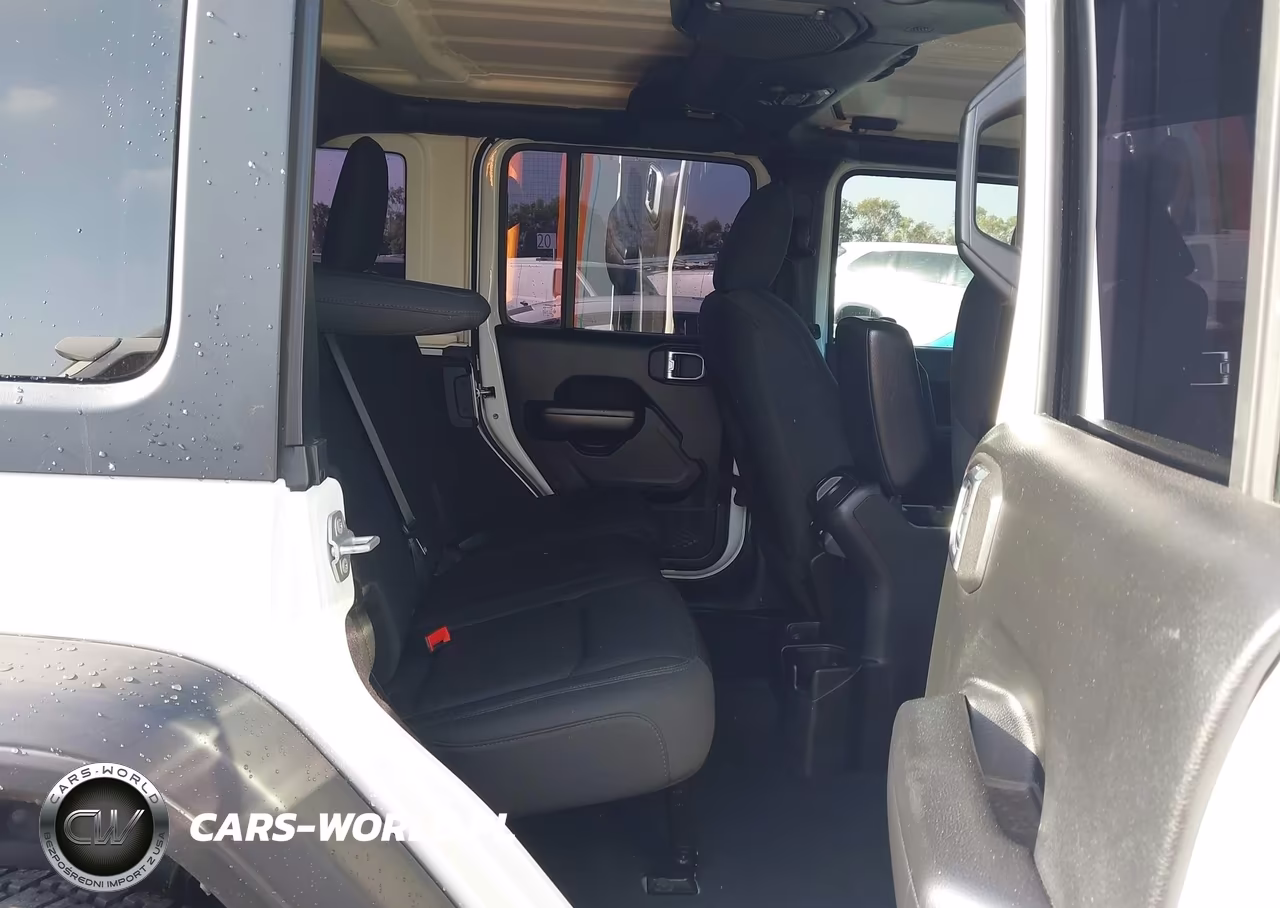 2018 Jeep Wrangler Unlimited Sport S 4X4 VIN:1C4HJXDNXJW331701 - 8