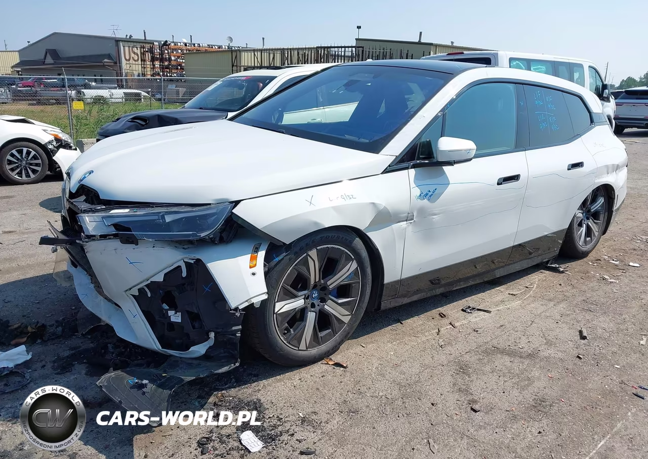 2023 BMW Ix xDrive50 VIN:WB523CF04PCM48450 - 2