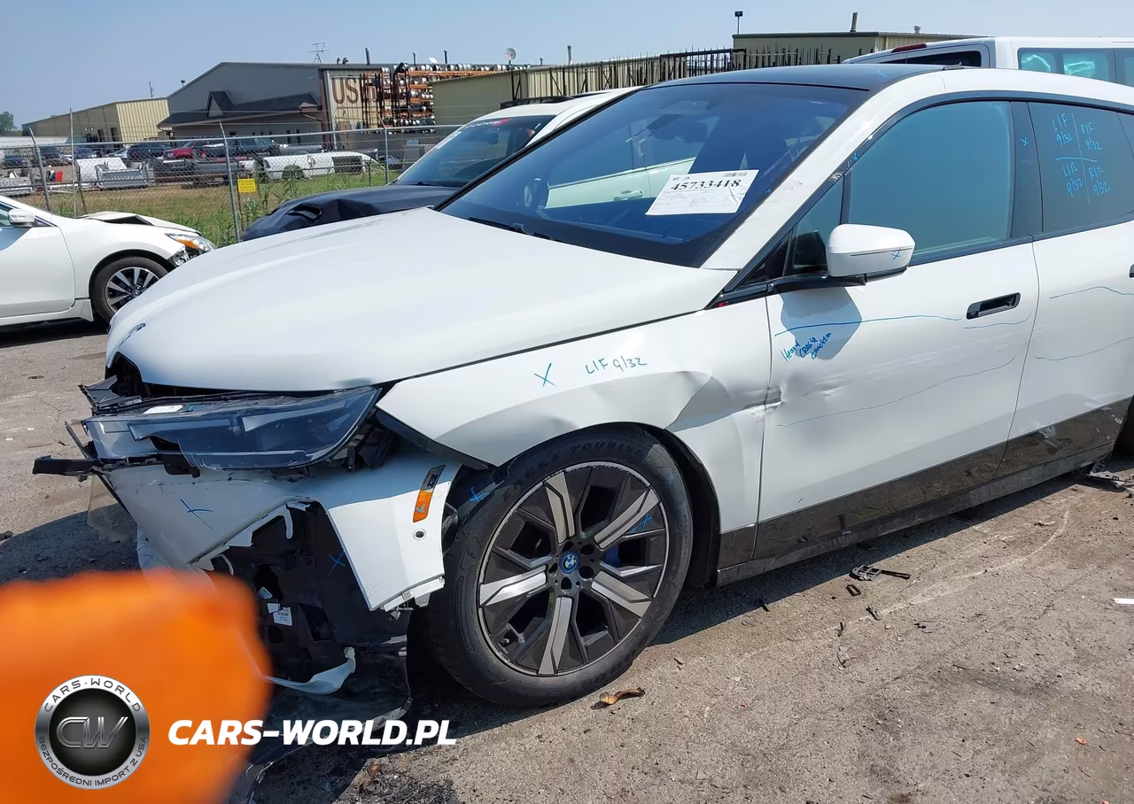 2023 BMW Ix xDrive50 VIN:WB523CF04PCM48450 - 21