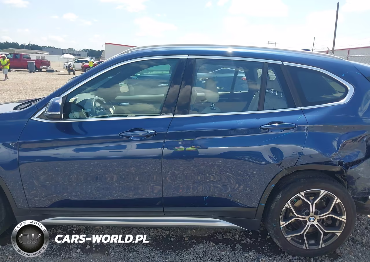 2021 BMW X1 xDrive28I VIN:WBXJG9C06M5S10002 - 14
