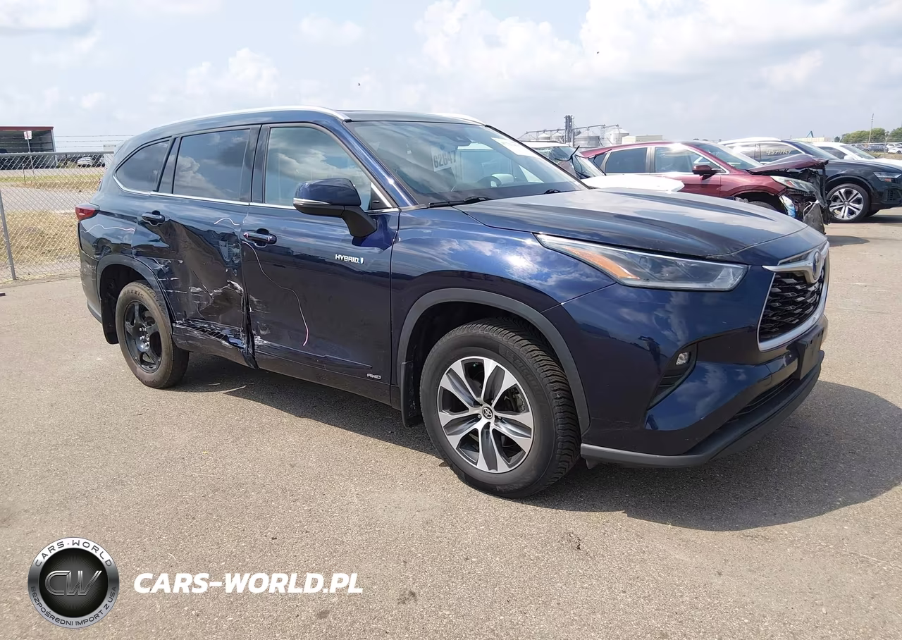 2021 Toyota Highlander Hybrid Xle