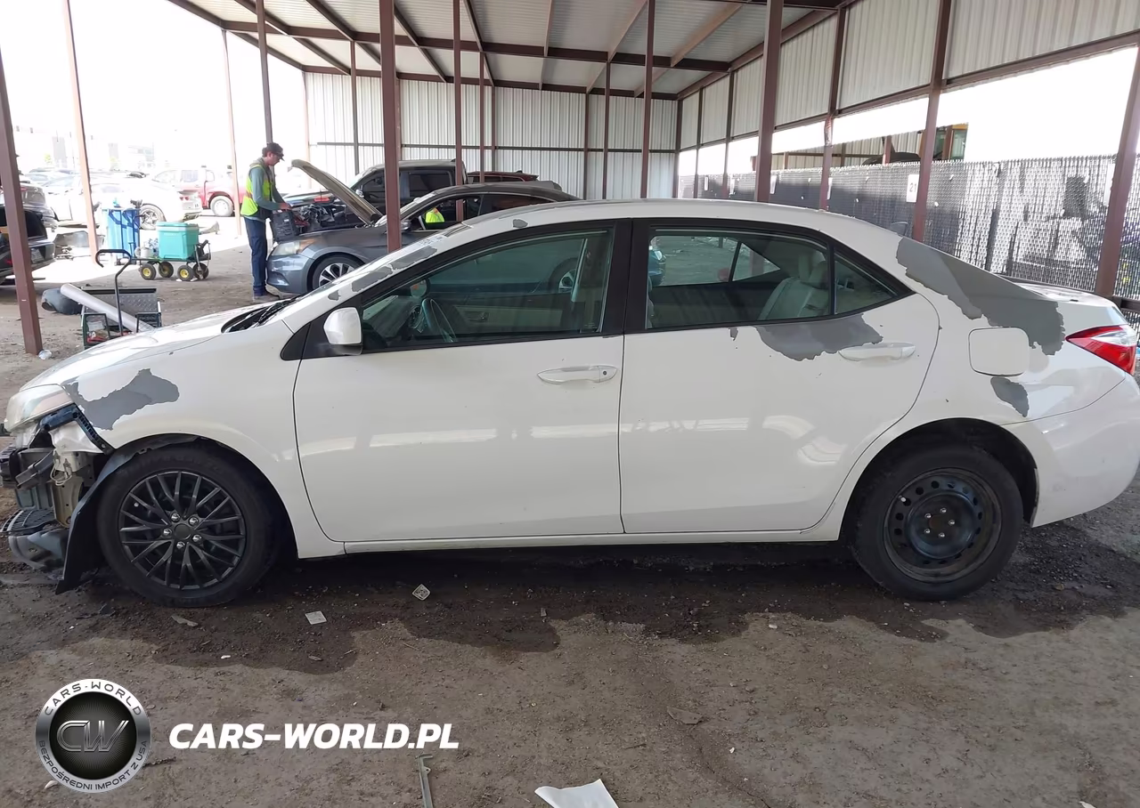 2016 Toyota Corolla Le VIN:5YFBURHE1GP368611 - 15