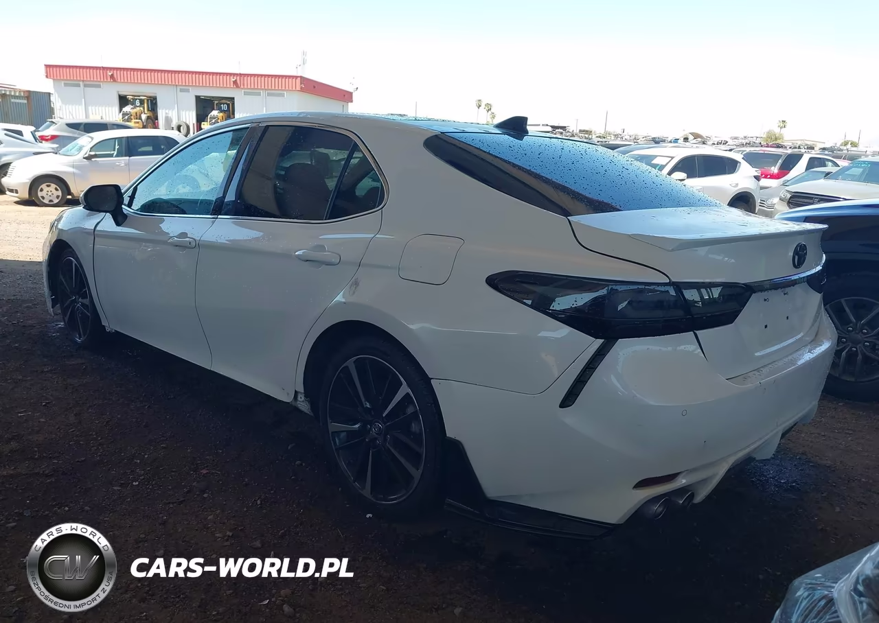 2020 Toyota Camry Xse V6 VIN:4T1KZ1AKXLU041863 - 3