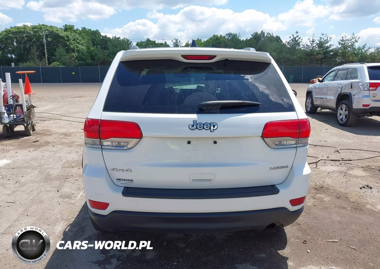 2014 Jeep Grand Cherokee Laredo VIN:1C4RJFAG7EC371326 - 16