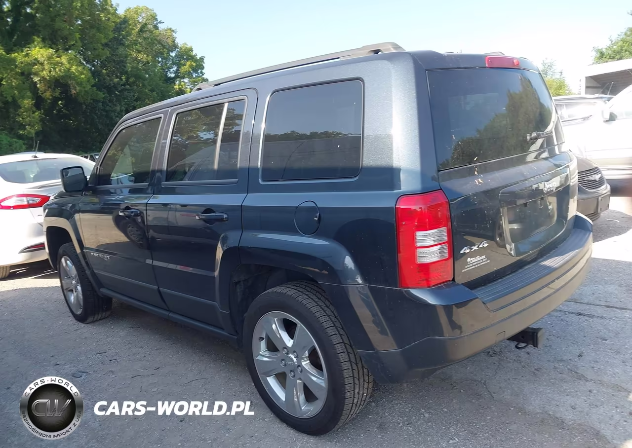 2014 Jeep Patriot Latitude VIN:1C4NJRFB6ED862476 - 3