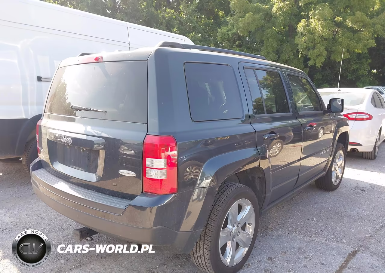 2014 Jeep Patriot Latitude VIN:1C4NJRFB6ED862476 - 4