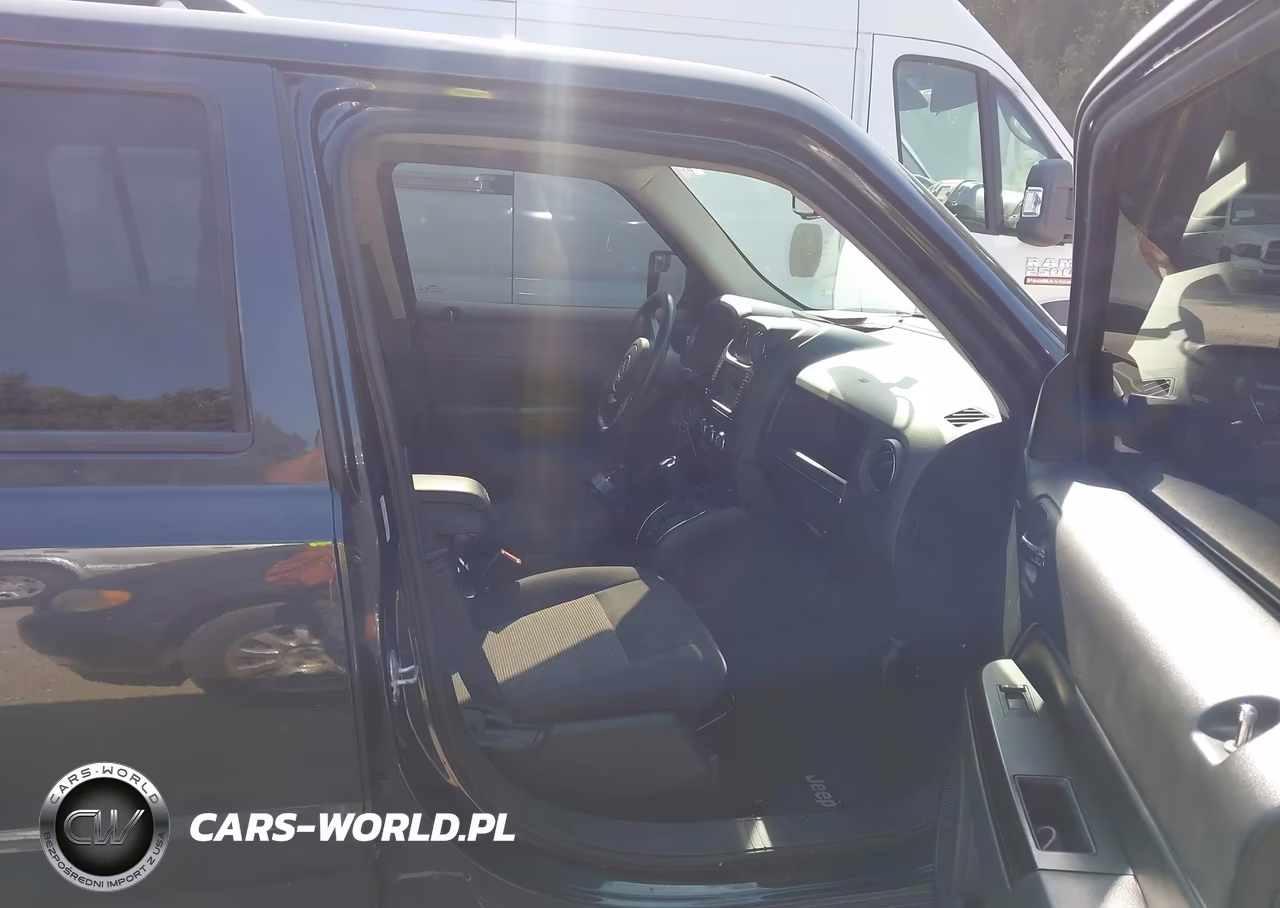 2014 Jeep Patriot Latitude VIN:1C4NJRFB6ED862476 - 5