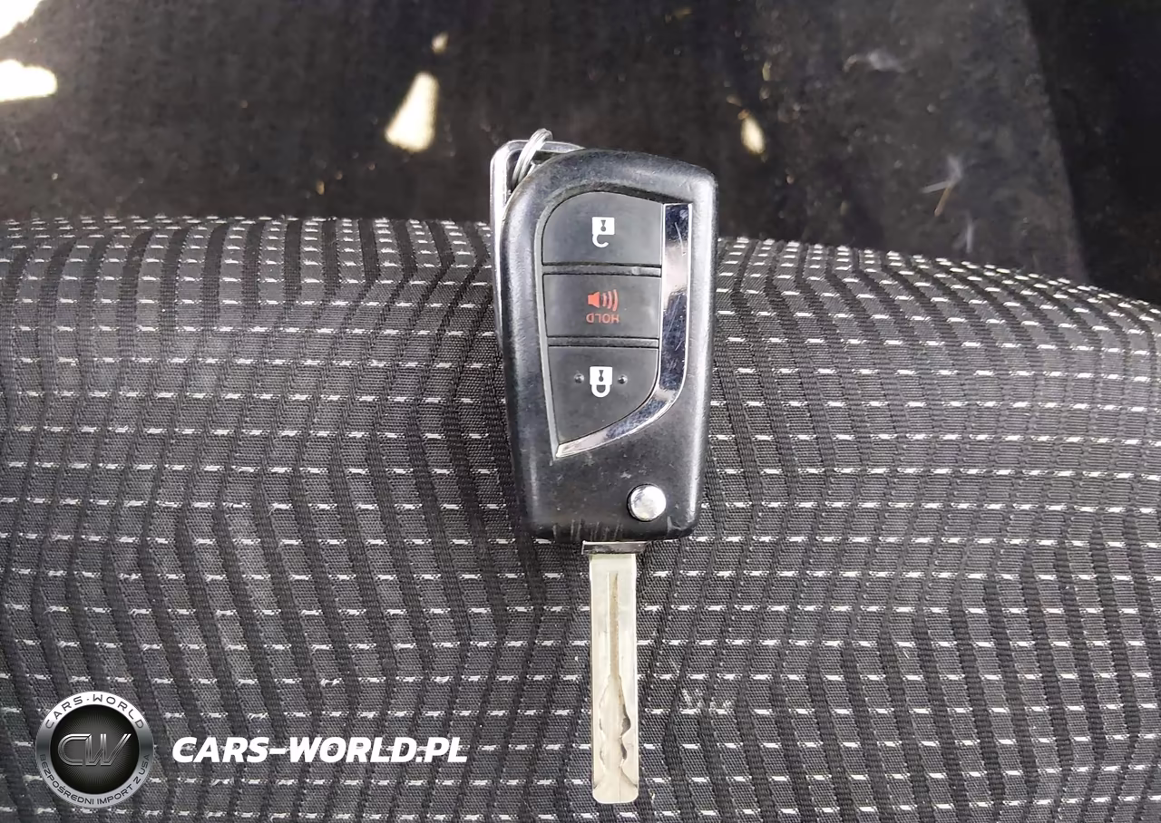 2018 Toyota Corolla Im VIN:JTNKARJEXJJ575413 - 11
