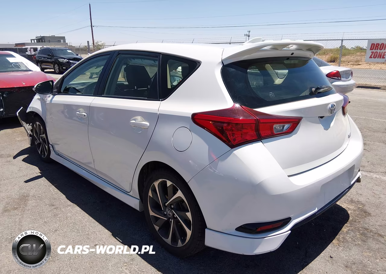 2018 Toyota Corolla Im VIN:JTNKARJEXJJ575413 - 3