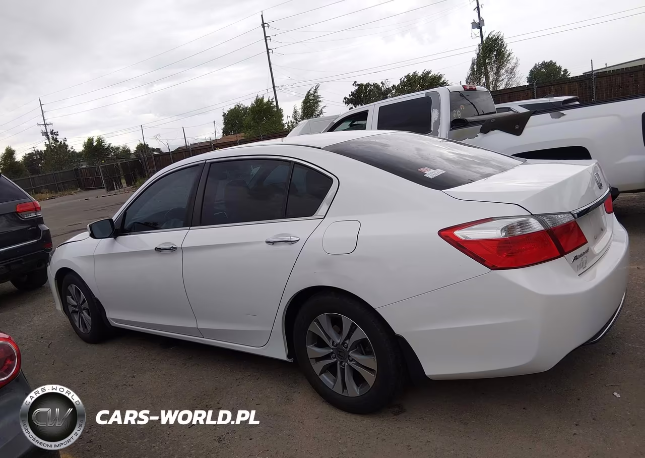 2015 Honda Accord Lx VIN:1HGCR2F30FA115590 - 14