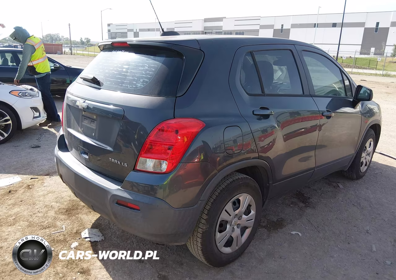 2016 Chevrolet Trax Ls VIN:3GNCJKSBXGL218374 - 4