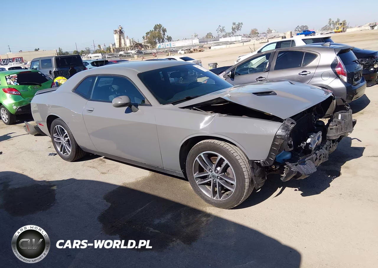 2019 Dodge Challenger Sxt Awd – zdjęcie 1 z 17