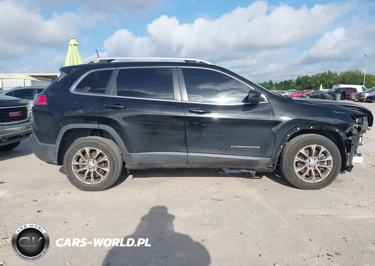 2019 Jeep Cherokee Latitude Plus Fwd VIN:1C4PJLLB7KD403253 - 14