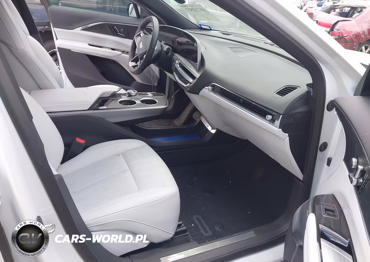 2024 Cadillac Lyriq Luxury W-1Sd VIN:1GYKPRRK8RZ111234 - 5
