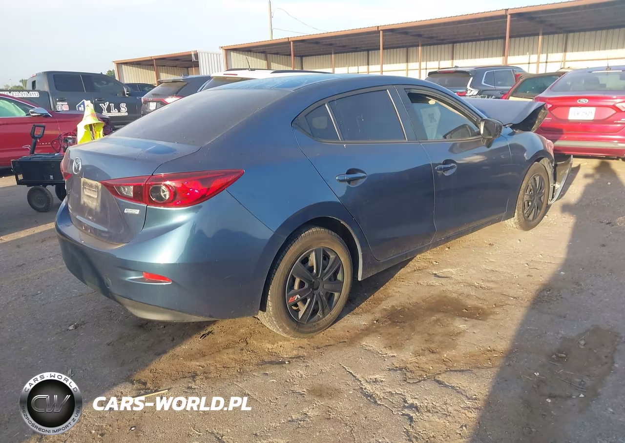 2017 Mazda Mazda3 Sport VIN:3MZBN1U76HM143659 - 4