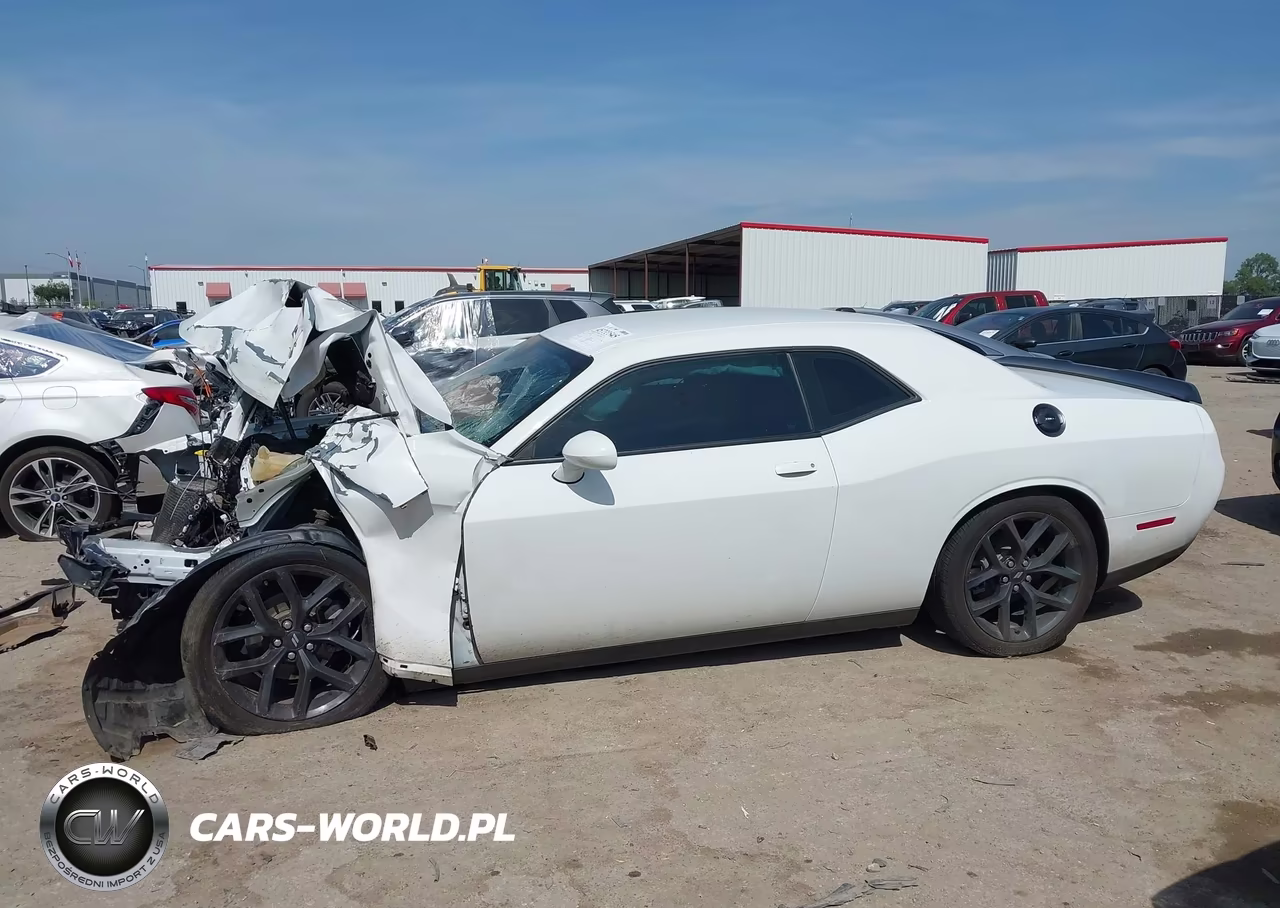 2021 Dodge Challenger Sxt VIN:2C3CDZAGXMH555822 - 14