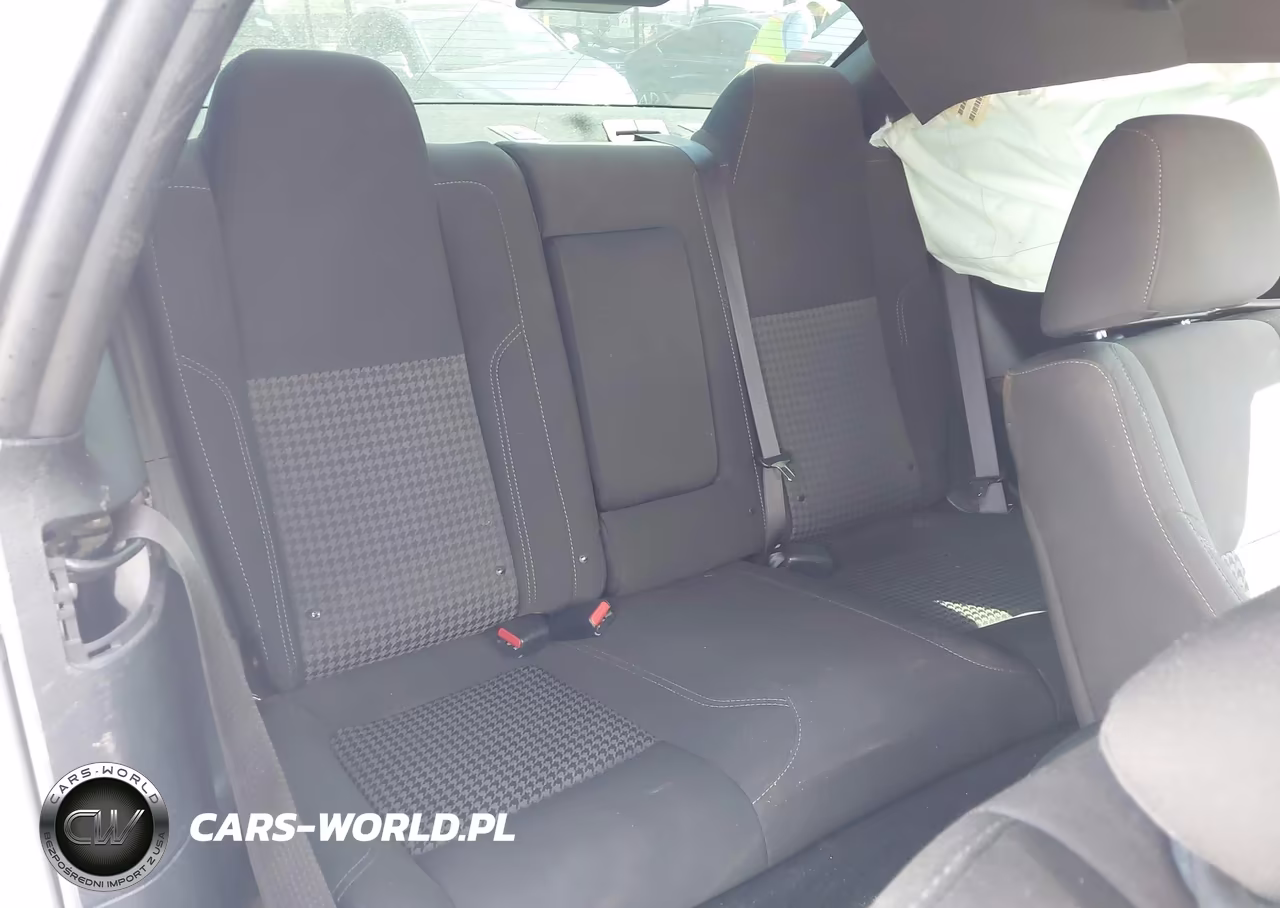 2021 Dodge Challenger Sxt VIN:2C3CDZAGXMH555822 - 8