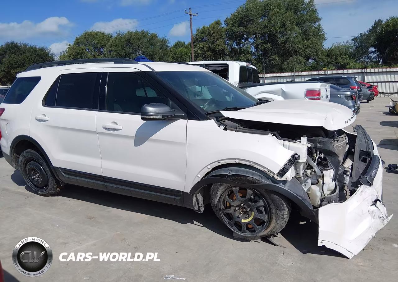 2015 Ford Explorer Xlt VIN:1FM5K7D81FGB58822 - 14