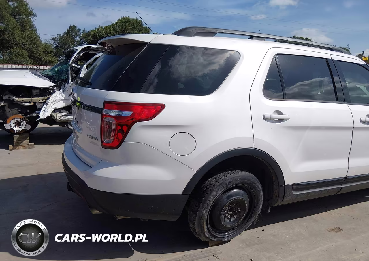 2015 Ford Explorer Xlt VIN:1FM5K7D81FGB58822 - 19