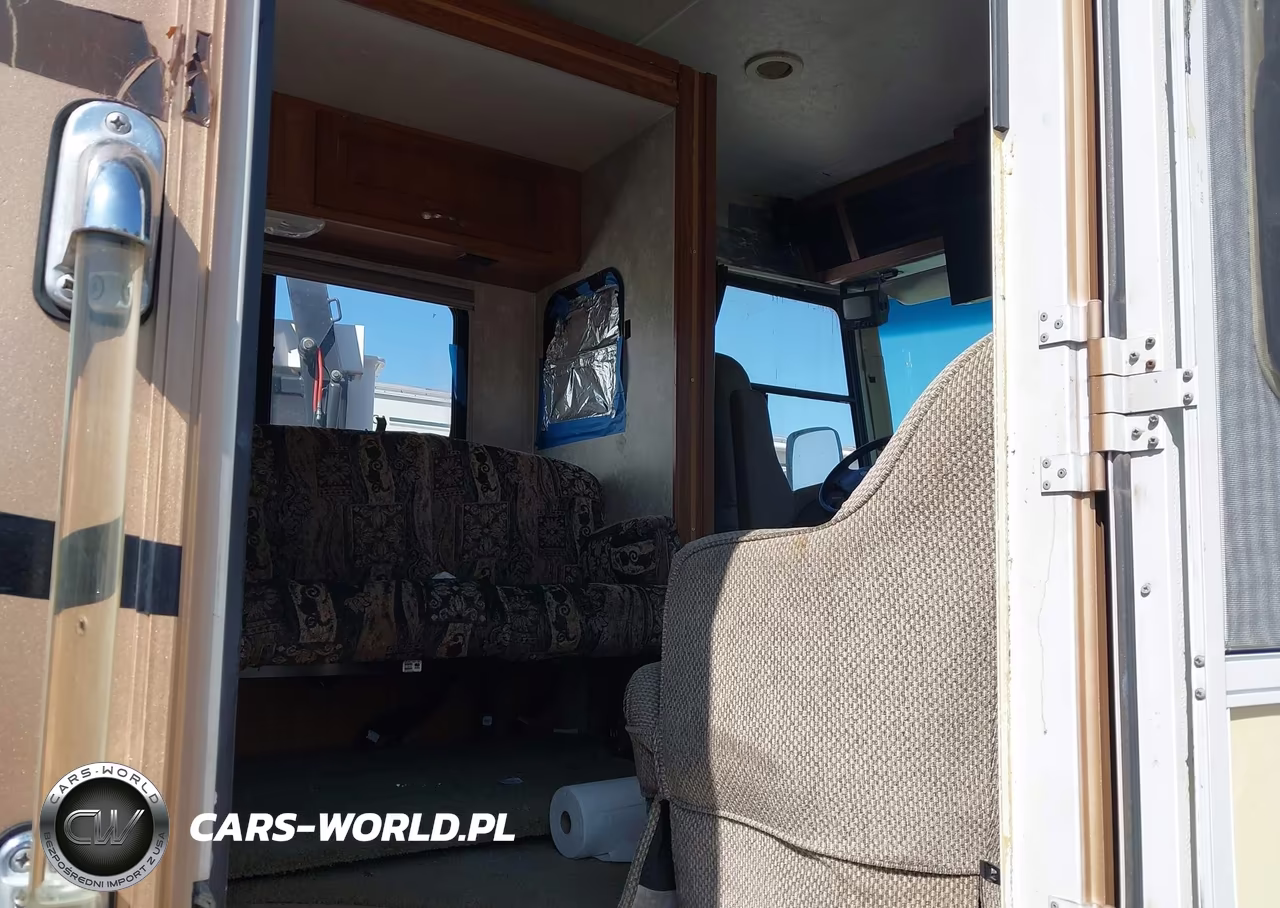 2005 Coachmen 550 VIN:1F6MF53S540A09540 - 5