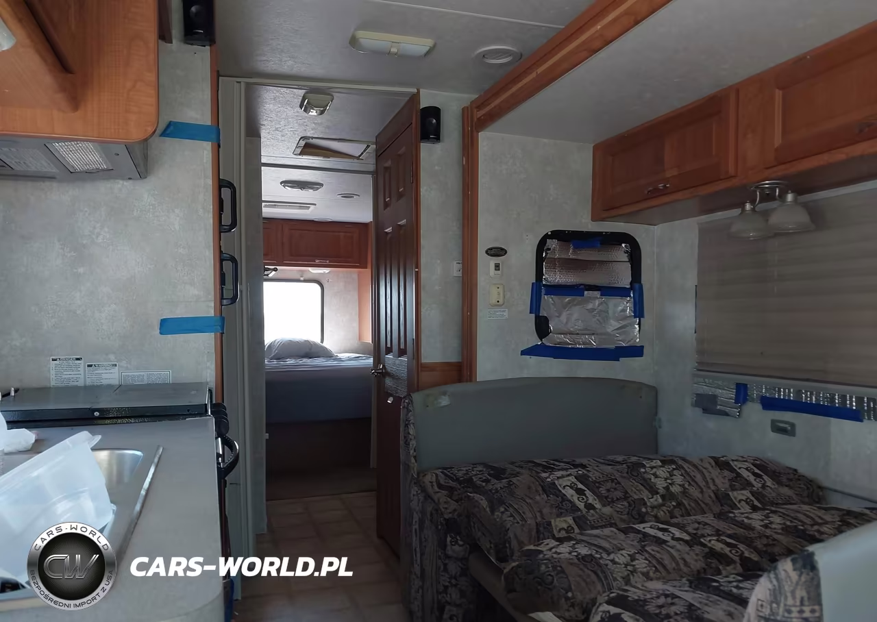 2005 Coachmen 550 VIN:1F6MF53S540A09540 - 8