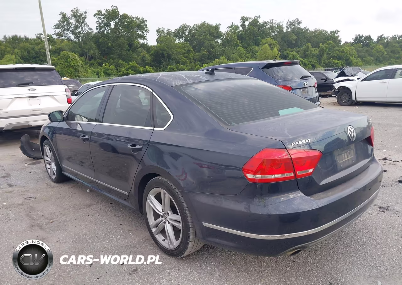 2015 Volkswagen Passat 1.8T Se VIN:1VWBS7A36FC056243 - 3