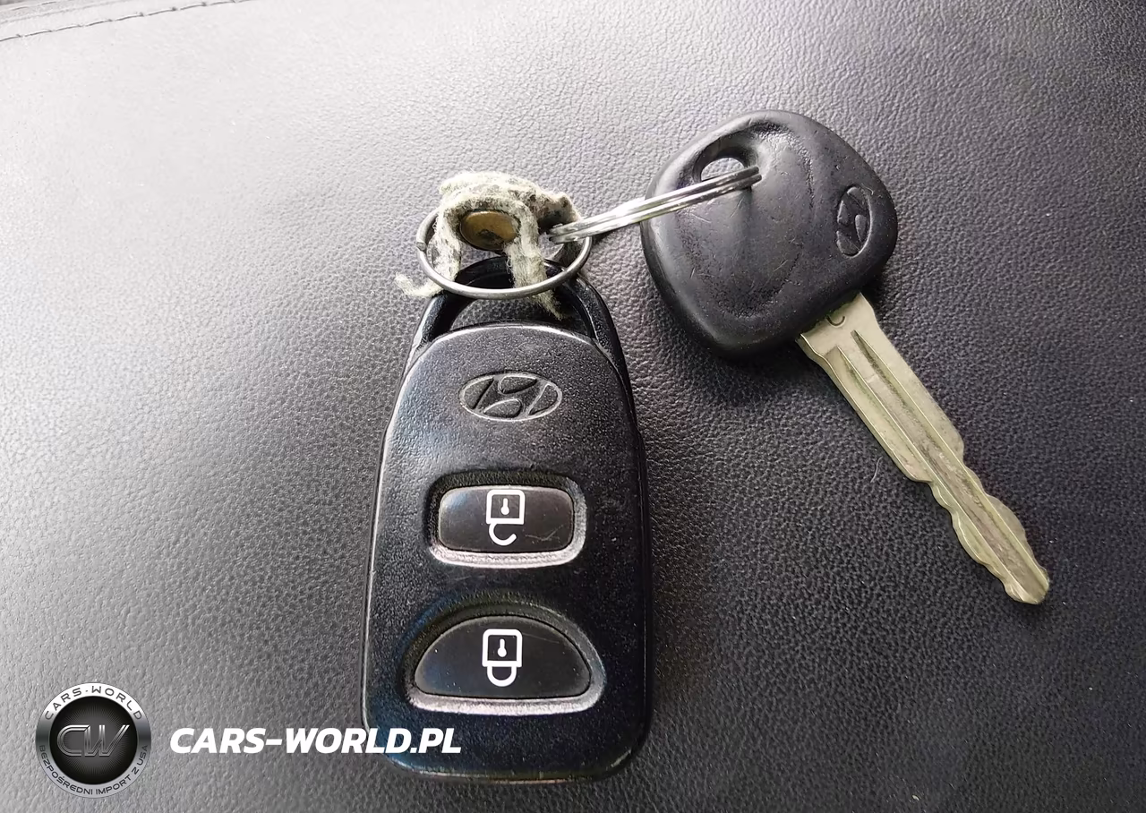 2011 Hyundai Tucson Gls VIN:KM8JU3ACXBU273795 - 11