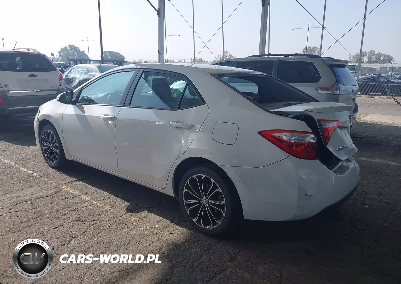 2016 Toyota Corolla S Plus VIN:5YFBURHE9GP477124 - 3