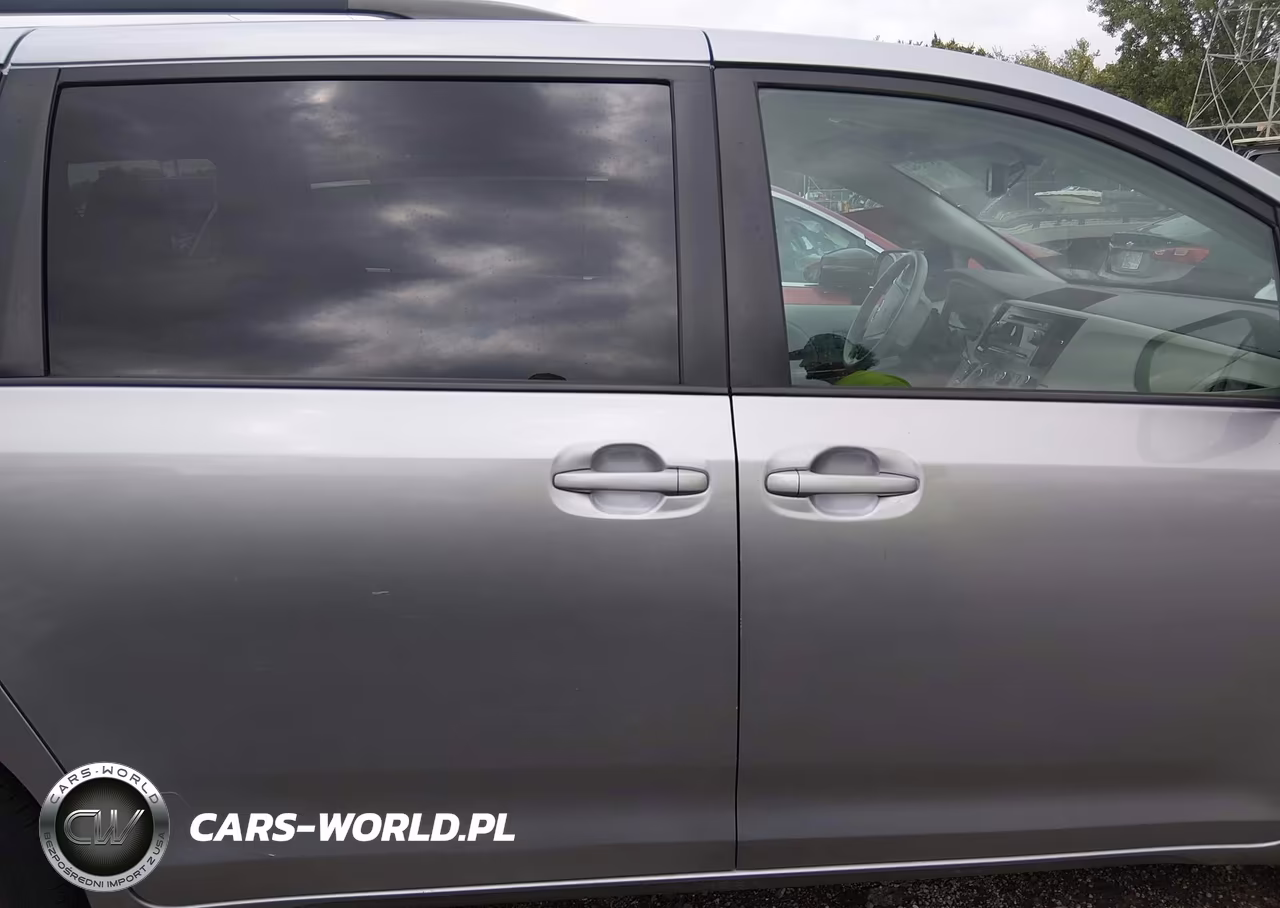2011 Toyota Sienna Le V6 VIN:5TDKK3DC1BS172949 - 13