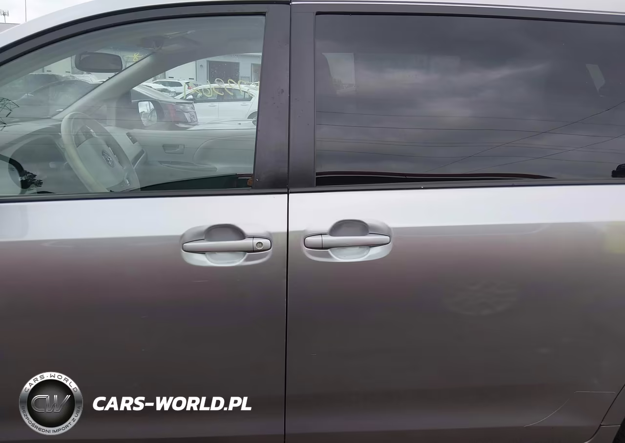 2011 Toyota Sienna Le V6 VIN:5TDKK3DC1BS172949 - 14