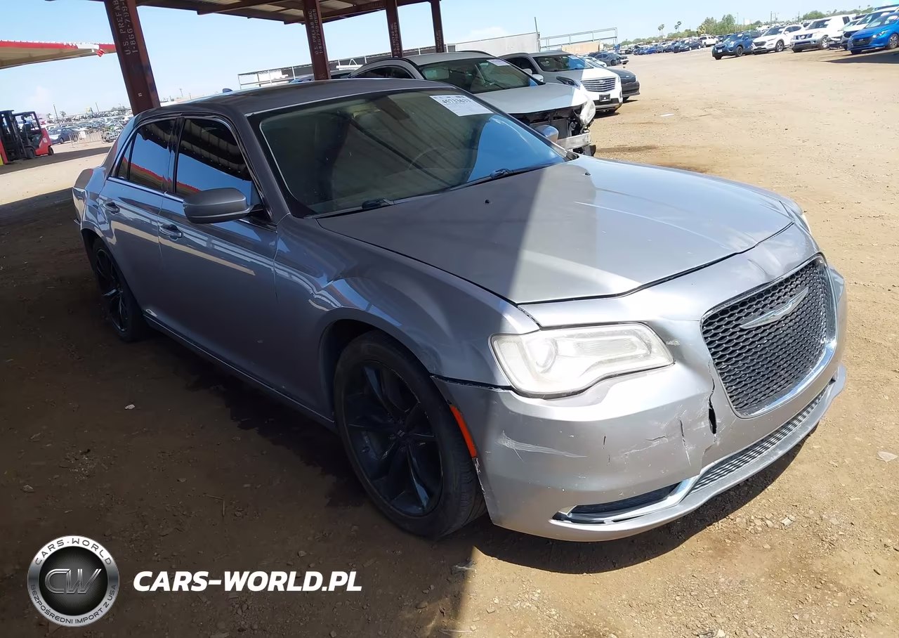 2015 Chrysler 300 Limited