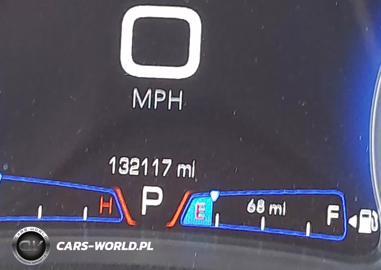 2015 Chrysler 300 Limited VIN:2C3CCAAG4FH796606 - 7
