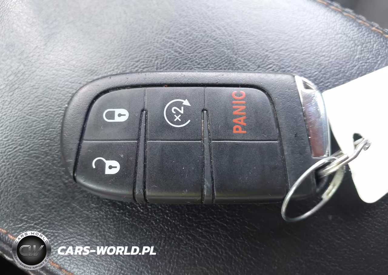 2018 Jeep Compass Latitude Fwd VIN:3C4NJCBB1JT285931 - 11