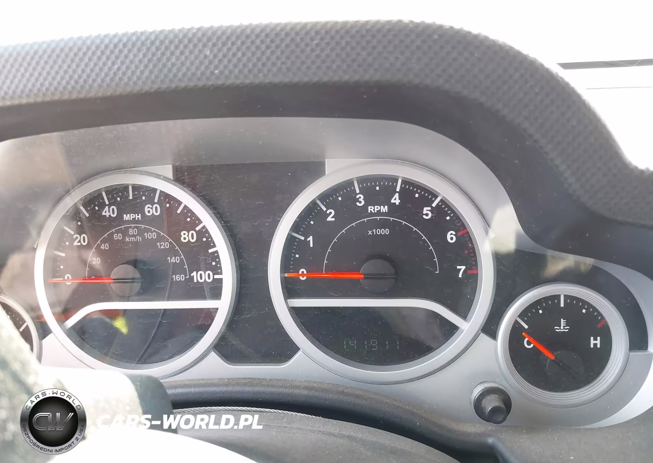 2008 Jeep Wrangler Rubicon VIN:1J4GA64128L621245 - 7