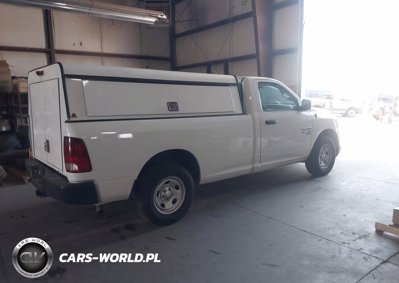 2019 Ram 1500 Classic Tradesman 4X4 8' Box VIN:3C6JR7DG9KG600001 - 4