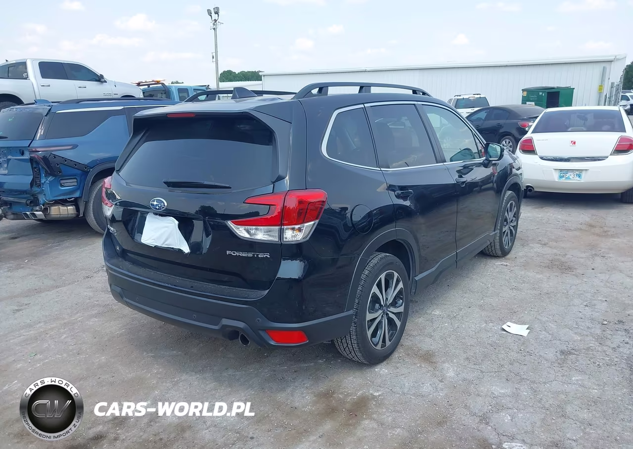 2024 Subaru Forester Limited VIN:JF2SKALC5RH437152 - 4