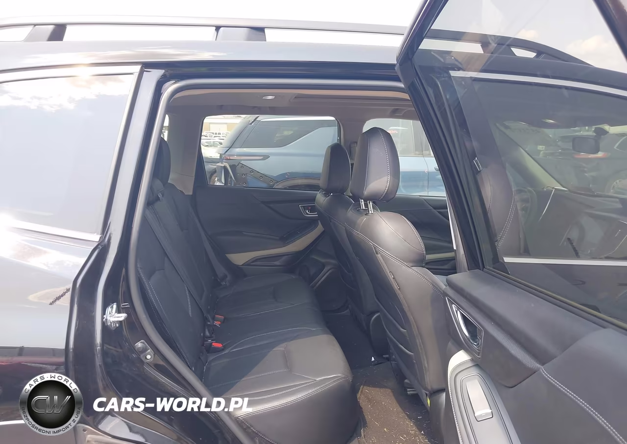 2024 Subaru Forester Limited VIN:JF2SKALC5RH437152 - 8