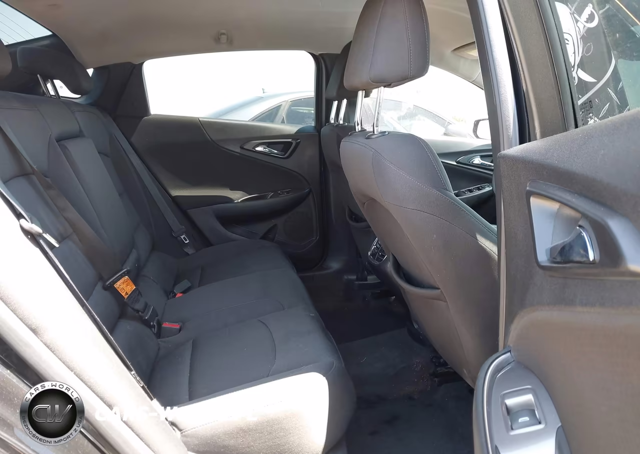 2019 Chevrolet Malibu Lt VIN:1G1ZD5ST6KF176799 - 8