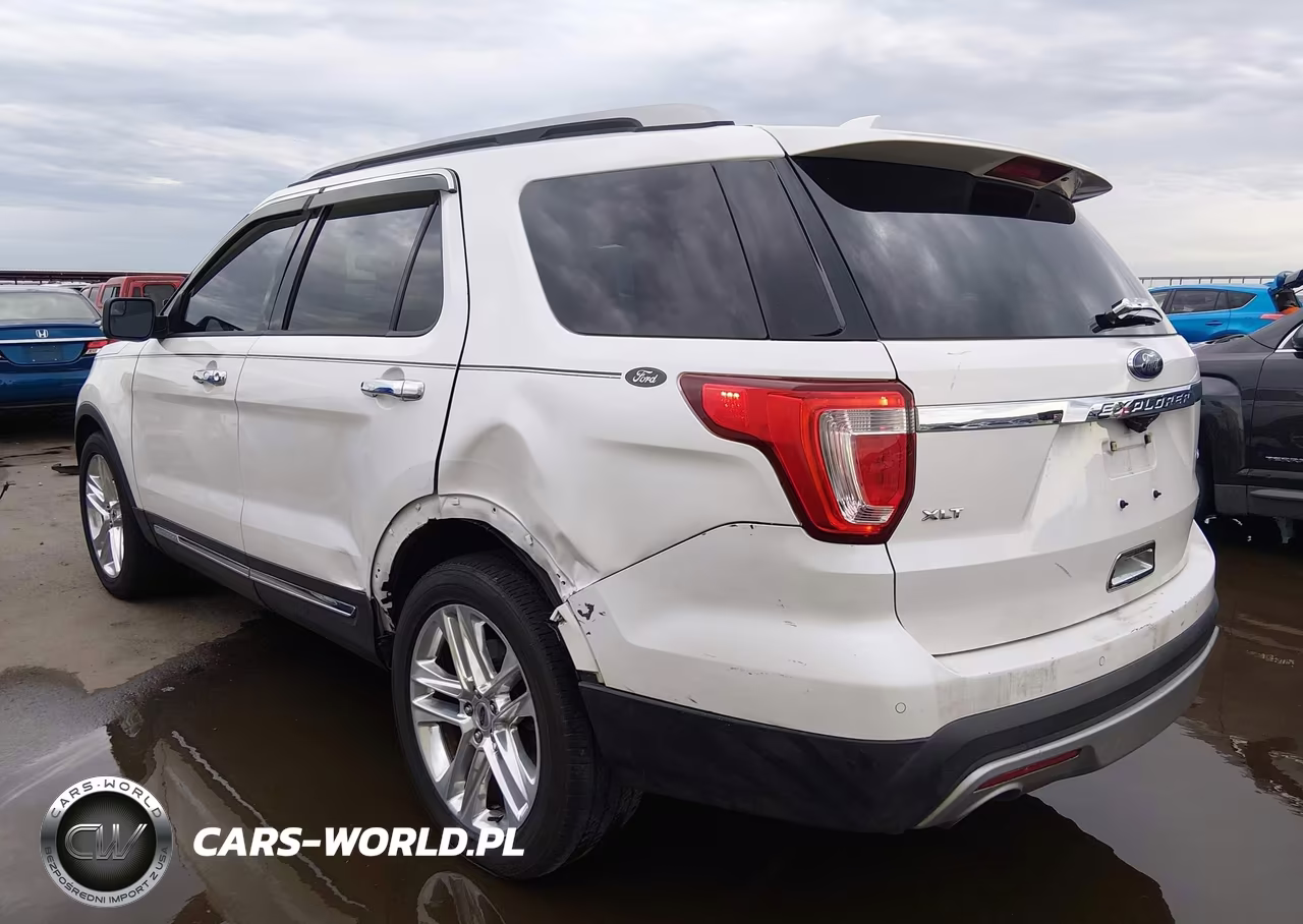 2016 Ford Explorer Xlt VIN:1FM5K7D81GGB35669 - 6