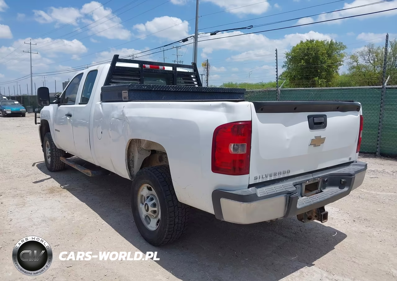 2013 Chevrolet Silverado 2500Hd Work Truck VIN:1GC2CVCG5DZ177571 - 3