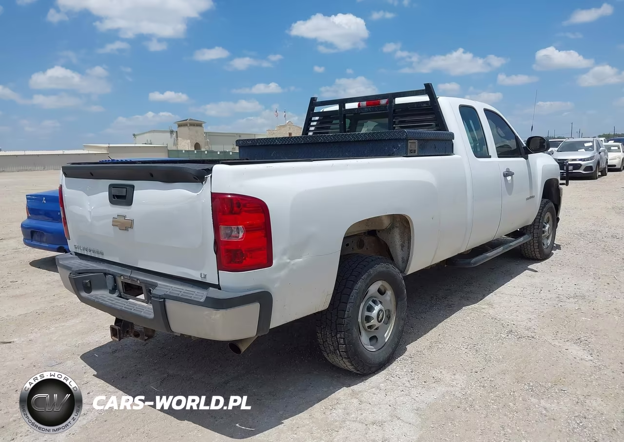 2013 Chevrolet Silverado 2500Hd Work Truck VIN:1GC2CVCG5DZ177571 - 4