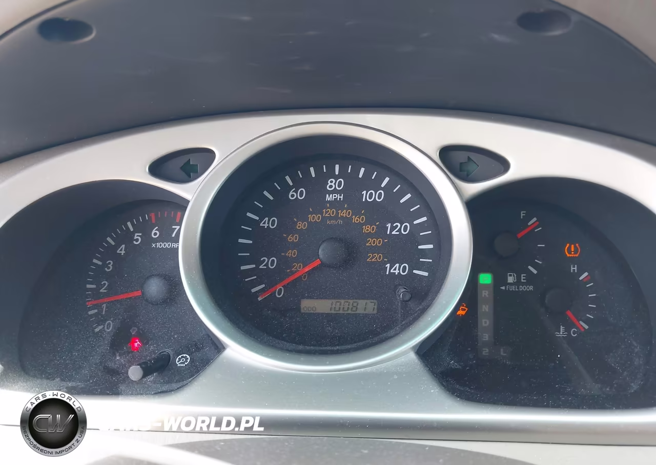 2005 Toyota Highlander V6 VIN:JTEGP21A650052703 - 7