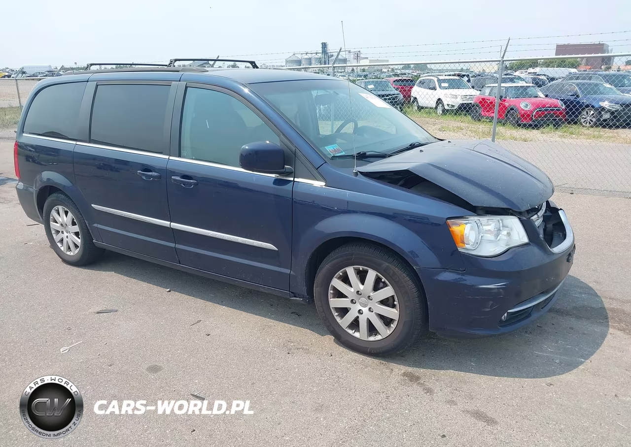 2015 Chrysler Town & Country Touring