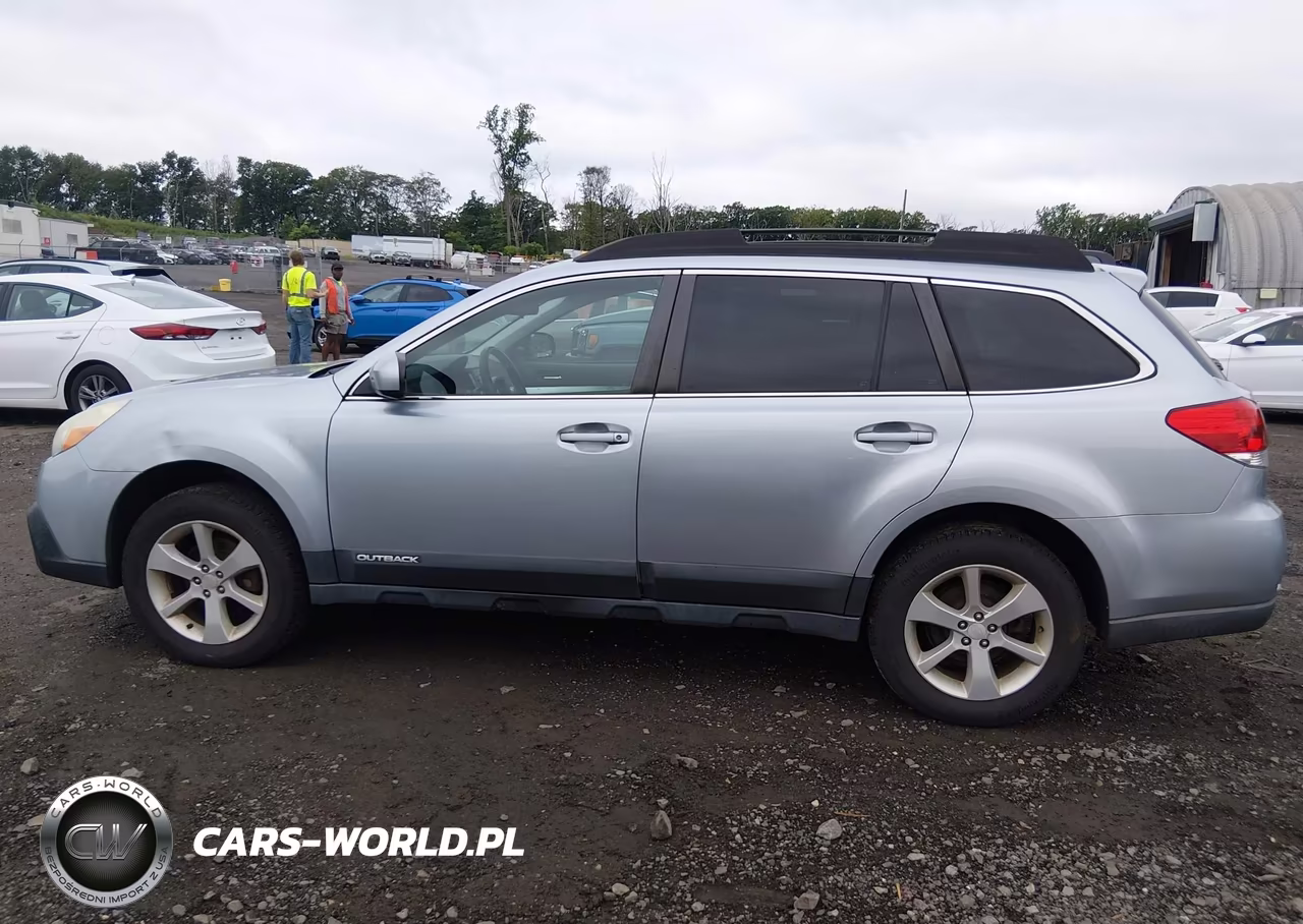2014 Subaru Outback 2.5I Premium VIN:4S4BRBCC1E3328383 - 14