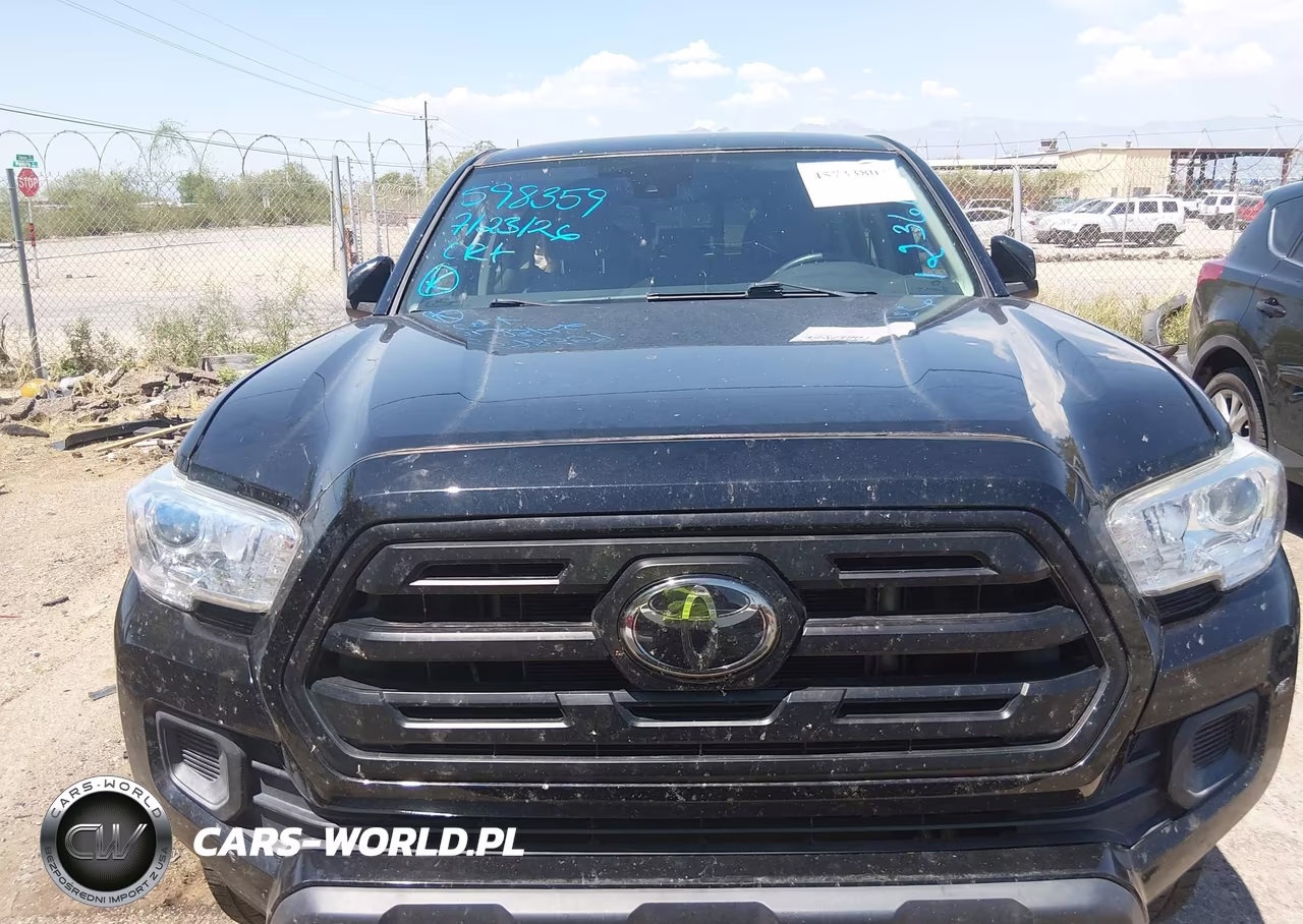 2018 Toyota Tacoma Sr VIN:5TFAX5GN0JX123613 - 11