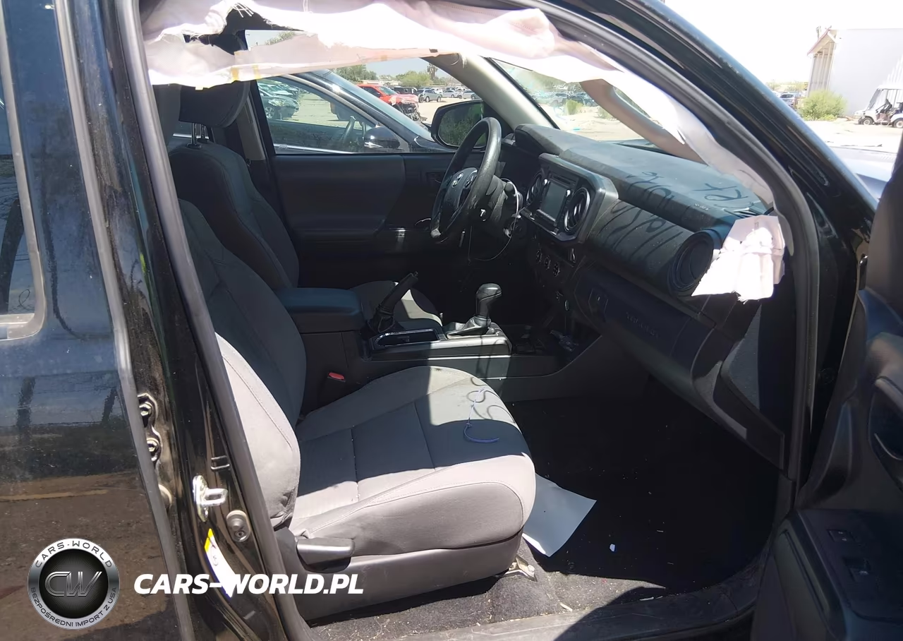 2018 Toyota Tacoma Sr VIN:5TFAX5GN0JX123613 - 5