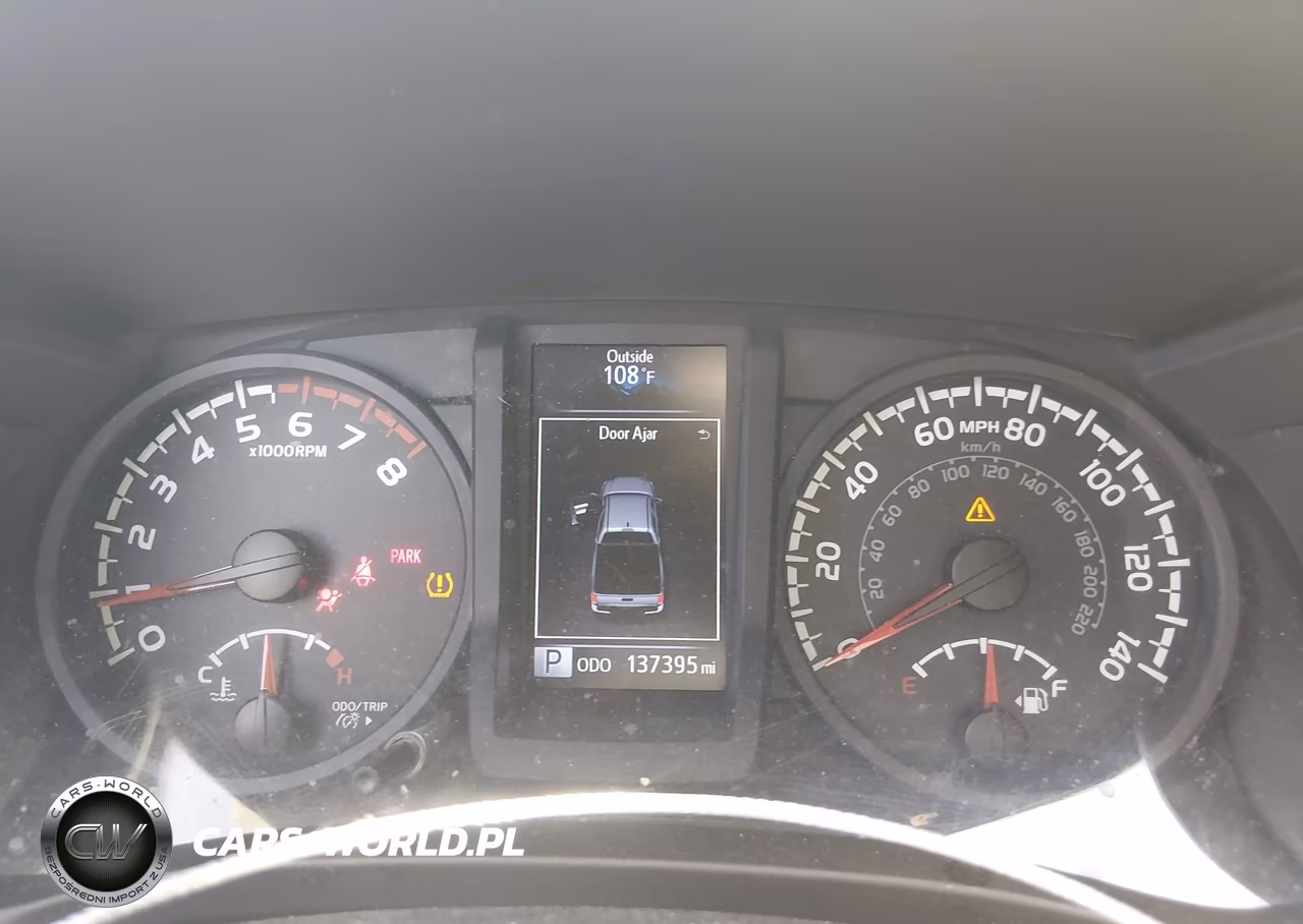2018 Toyota Tacoma Sr VIN:5TFAX5GN0JX123613 - 7