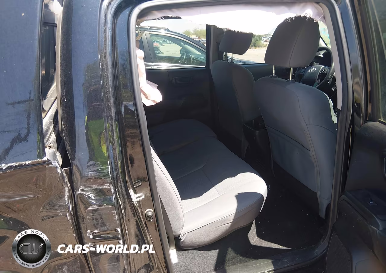2018 Toyota Tacoma Sr VIN:5TFAX5GN0JX123613 - 8